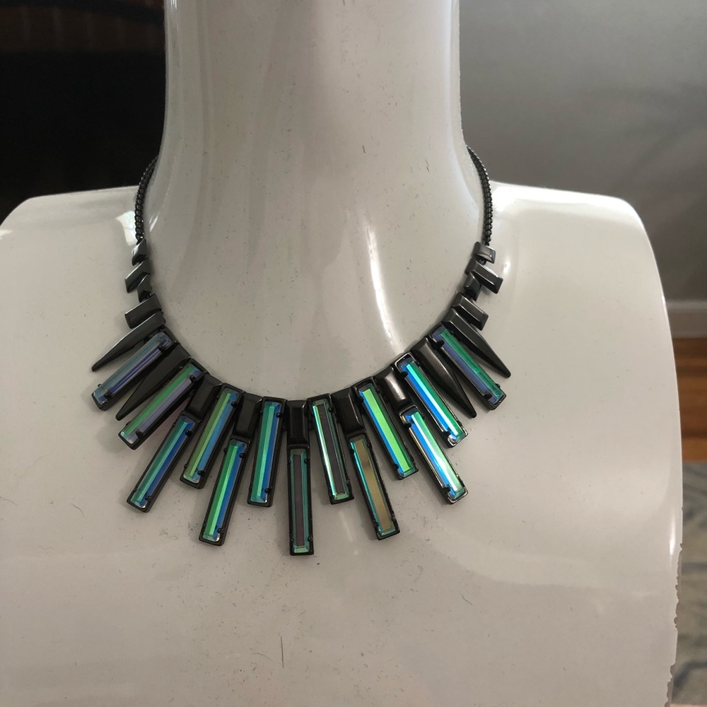 Kendra Scott Louise Necklace